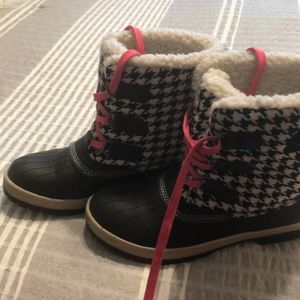 Khombu cute waterproof boots